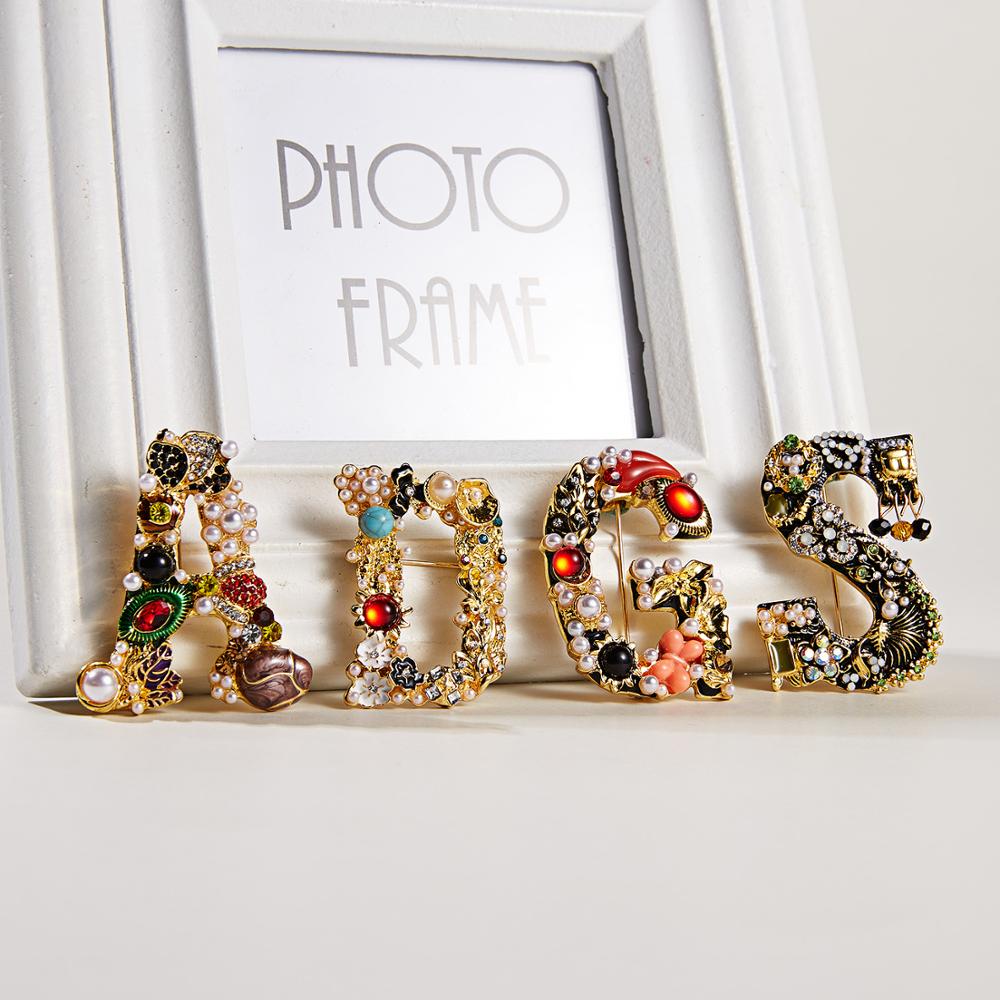 Mode Emaille Parel Strass Brie - Embroidery Letter M recensie en prijs