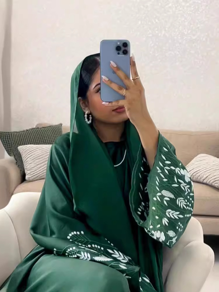 Kalkoen Emboridery Abaya Voor  - Embroidery Arabic recensie en prijs