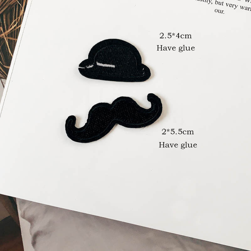 (37 Stijlen Kan Kiezen) zwart  - Embroidery On Black Shirt recensie en prijs