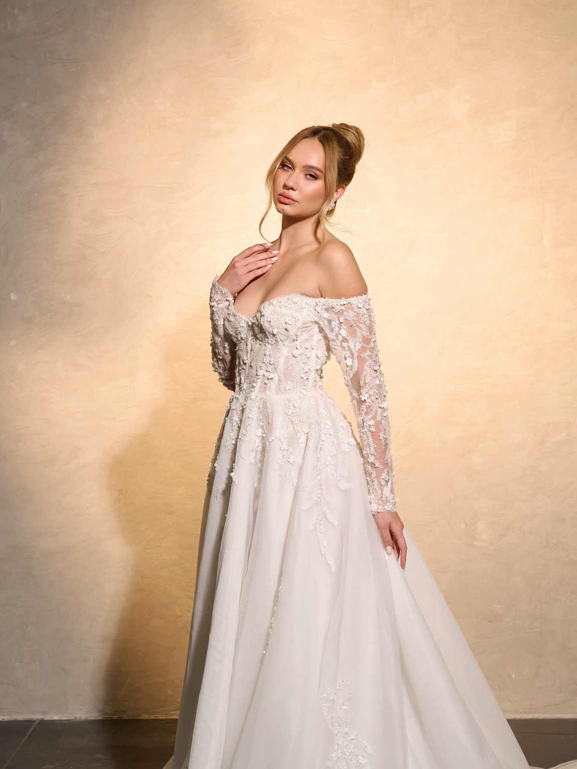 Elegante trouwjurk A-lijn Kant - Embroidery Online Designs recensie en prijs