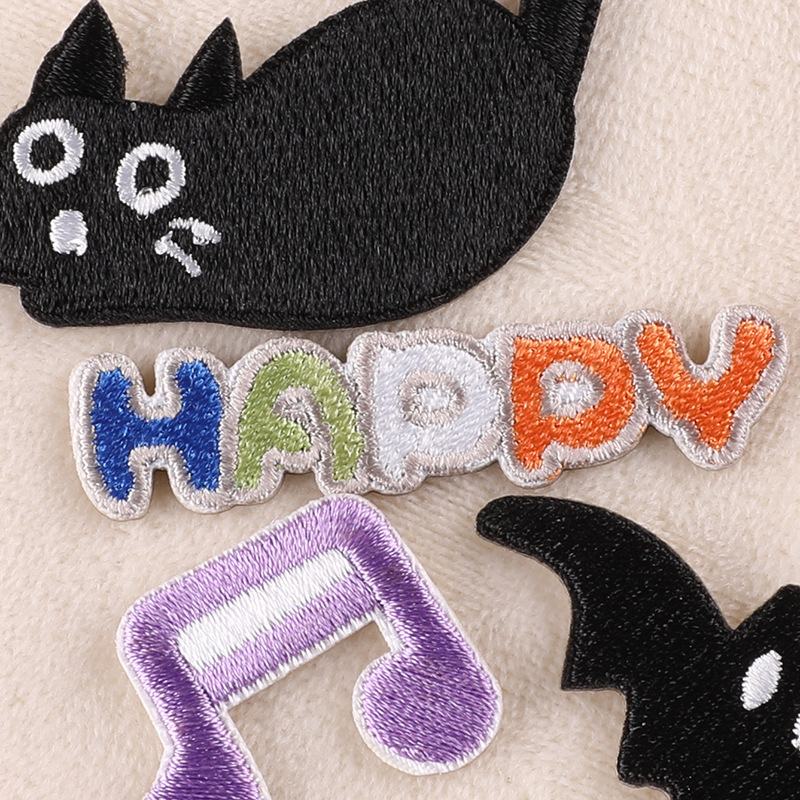 Cartoon Sticker Op Kleding Zwa - Embroidery On Black Shirt recensie en prijs