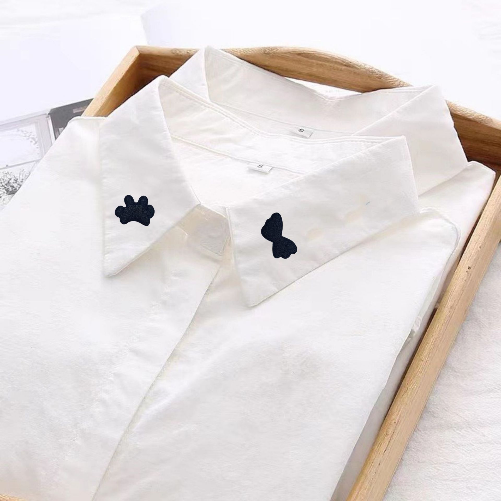 Mini Zwarte Kawaii Strijk- & Z - Embroidery On Black Shirt recensie en prijs